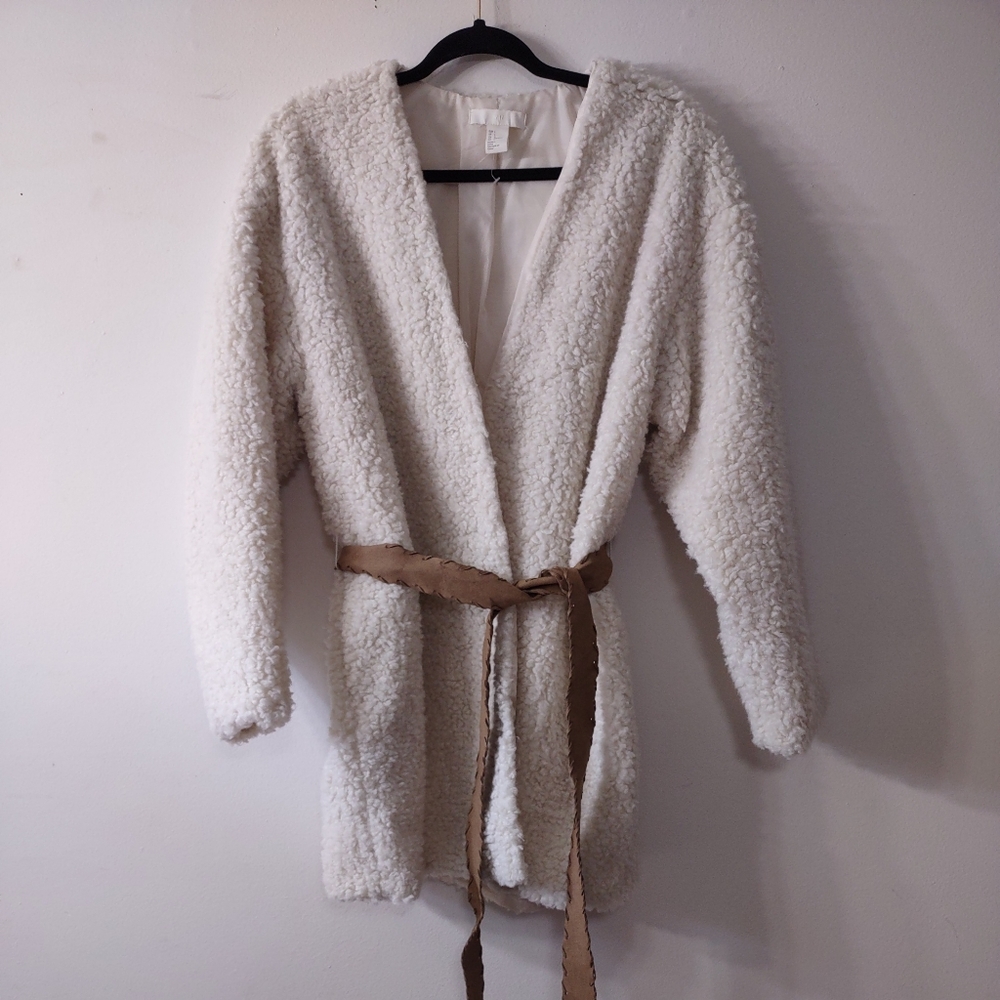 H&M Open Front Sherpa Coat with Faux Leather Belt, Size Large